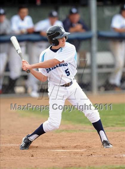 Thumbnail 3 in Kaiser @ Los Osos photogallery.