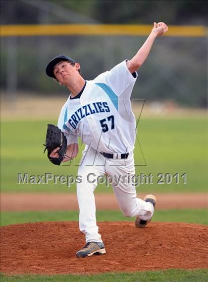 Thumbnail 1 in Kaiser @ Los Osos photogallery.