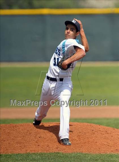 Thumbnail 2 in Kaiser @ Los Osos photogallery.