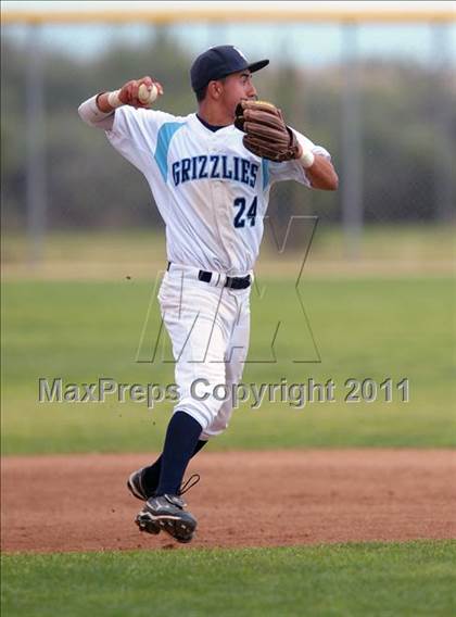Thumbnail 1 in Kaiser @ Los Osos photogallery.