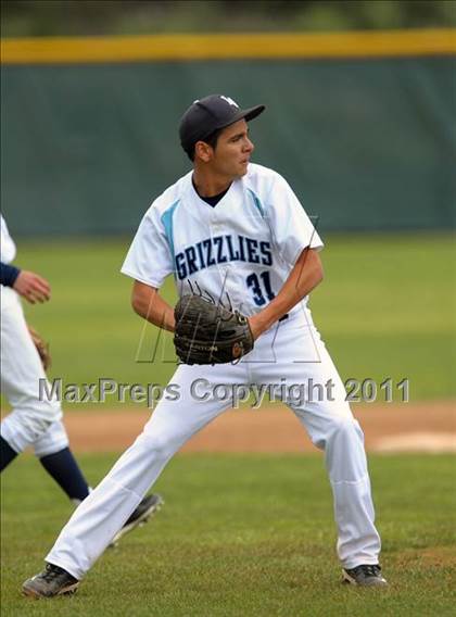 Thumbnail 1 in Kaiser @ Los Osos photogallery.