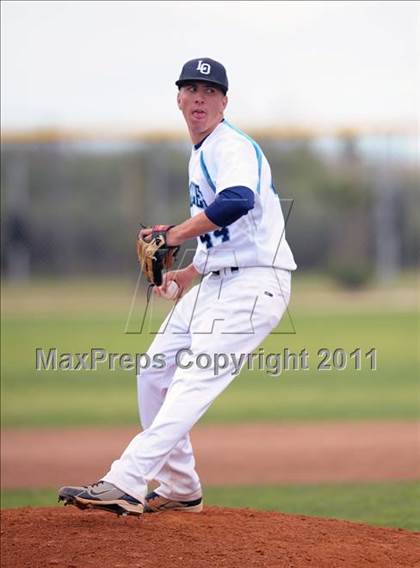 Thumbnail 2 in Kaiser @ Los Osos photogallery.