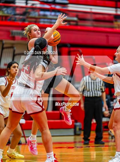 Thumbnail 2 in Glenbard West @ Hinsdale Central photogallery.