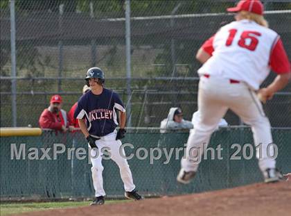 Thumbnail 2 in Central Valley vs. Winters (CIF NS D2 Final) photogallery.