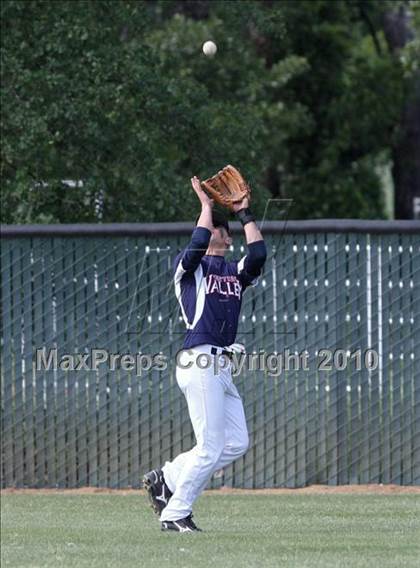 Thumbnail 3 in Central Valley vs. Winters (CIF NS D2 Final) photogallery.
