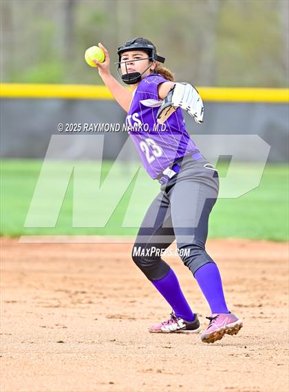 Thumbnail 1 in Muncie Central @ Yorktown photogallery.