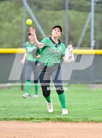Thumbnail 1 in Muncie Central @ Yorktown photogallery.