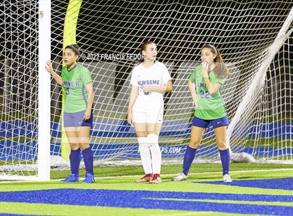 Thumbnail 2 in Newsome @ Sumner photogallery.