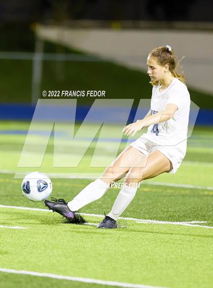 Thumbnail 2 in Newsome @ Sumner photogallery.
