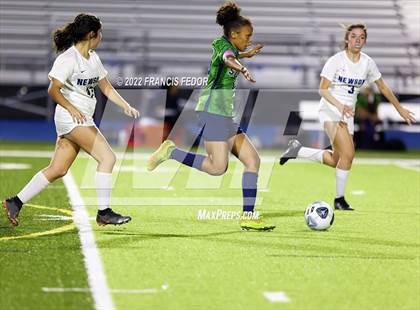 Thumbnail 2 in Newsome @ Sumner photogallery.