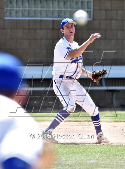 Thumbnail 1 in Santa Margarita vs. De La Salle (Anderson Bat National Classic) photogallery.