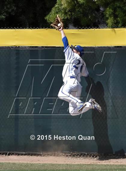 Thumbnail 2 in Santa Margarita vs. De La Salle (Anderson Bat National Classic) photogallery.