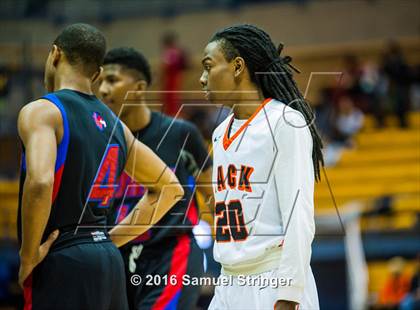 Thumbnail 2 in McClymonds vs. Curie (Oakland Legends Classic) photogallery.