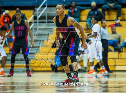 Thumbnail 2 in McClymonds vs. Curie (Oakland Legends Classic) photogallery.