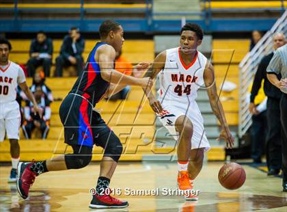 Thumbnail 2 in McClymonds vs. Curie (Oakland Legends Classic) photogallery.