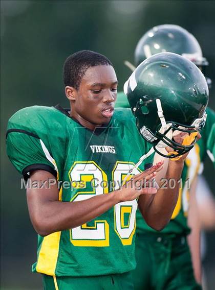 Thumbnail 2 in Fr: Loudoun County vs Loudoun Valley  photogallery.