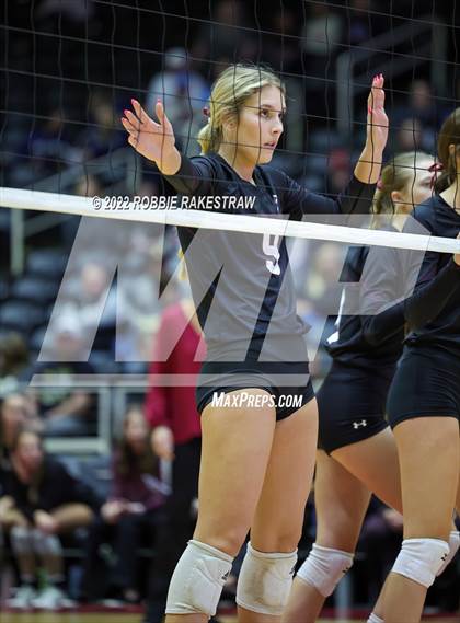 Thumbnail 3 in Bushland vs. East Bernard (UIL 3A Semifinal) photogallery.