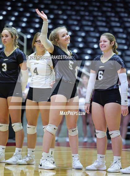 Thumbnail 3 in Bushland vs. East Bernard (UIL 3A Semifinal) photogallery.