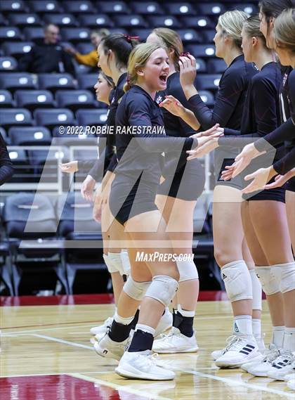 Thumbnail 1 in Bushland vs. East Bernard (UIL 3A Semifinal) photogallery.