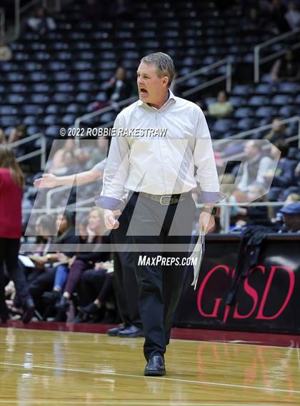 Thumbnail 2 in Bushland vs. East Bernard (UIL 3A Semifinal) photogallery.