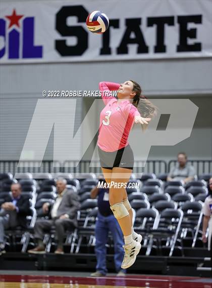 Thumbnail 1 in Bushland vs. East Bernard (UIL 3A Semifinal) photogallery.