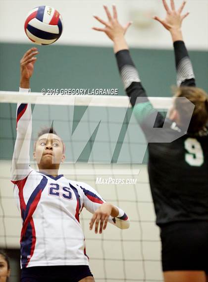 Thumbnail 3 in Carroll vs. Allen   photogallery.