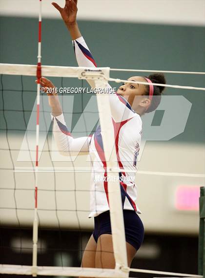 Thumbnail 2 in Carroll vs. Allen   photogallery.
