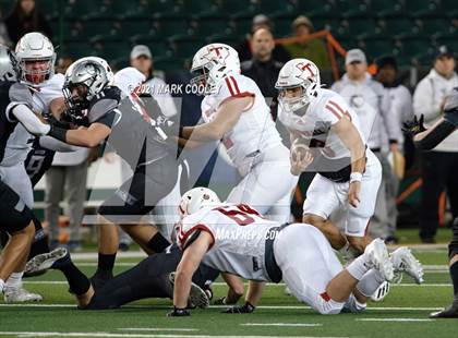 Thumbnail 3 in Guyer vs. Tomball (UIL 6A DII Semifinal) photogallery.
