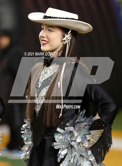 Thumbnail 2 in Guyer vs. Tomball (UIL 6A DII Semifinal) photogallery.