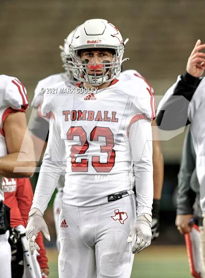 Thumbnail 2 in Guyer vs. Tomball (UIL 6A DII Semifinal) photogallery.
