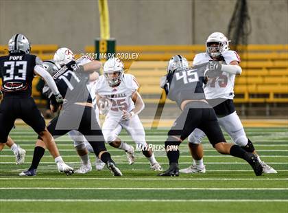 Thumbnail 1 in Guyer vs. Tomball (UIL 6A DII Semifinal) photogallery.