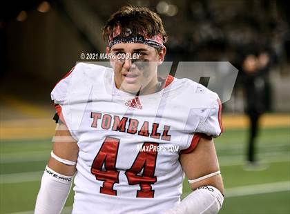 Thumbnail 3 in Guyer vs. Tomball (UIL 6A DII Semifinal) photogallery.
