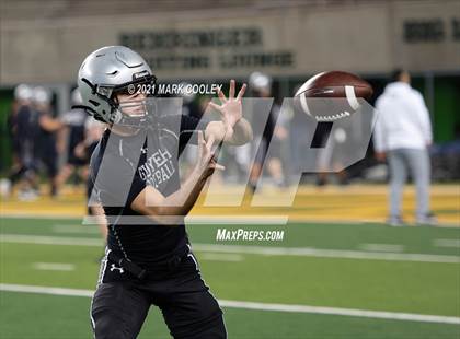 Thumbnail 1 in Guyer vs. Tomball (UIL 6A DII Semifinal) photogallery.