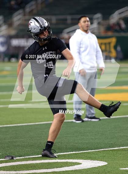 Thumbnail 3 in Guyer vs. Tomball (UIL 6A DII Semifinal) photogallery.
