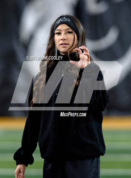 Thumbnail 1 in Guyer vs. Tomball (UIL 6A DII Semifinal) photogallery.