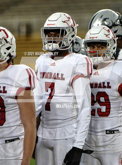 Thumbnail 3 in Guyer vs. Tomball (UIL 6A DII Semifinal) photogallery.