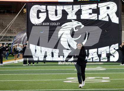 Thumbnail 1 in Guyer vs. Tomball (UIL 6A DII Semifinal) photogallery.