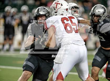 Thumbnail 2 in Guyer vs. Tomball (UIL 6A DII Semifinal) photogallery.