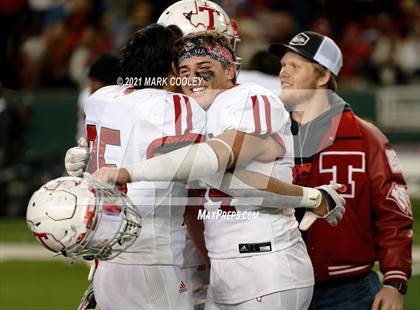 Thumbnail 3 in Guyer vs. Tomball (UIL 6A DII Semifinal) photogallery.