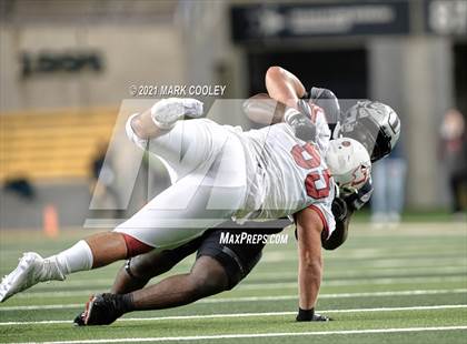 Thumbnail 2 in Guyer vs. Tomball (UIL 6A DII Semifinal) photogallery.