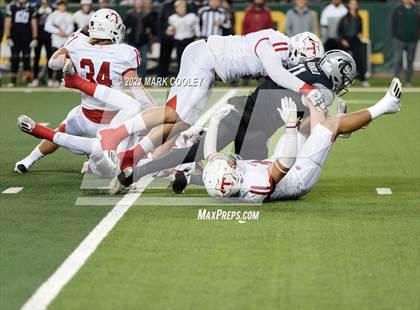 Thumbnail 1 in Guyer vs. Tomball (UIL 6A DII Semifinal) photogallery.
