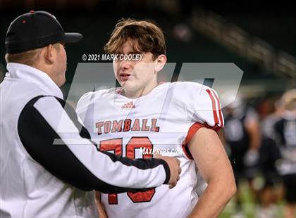 Thumbnail 2 in Guyer vs. Tomball (UIL 6A DII Semifinal) photogallery.