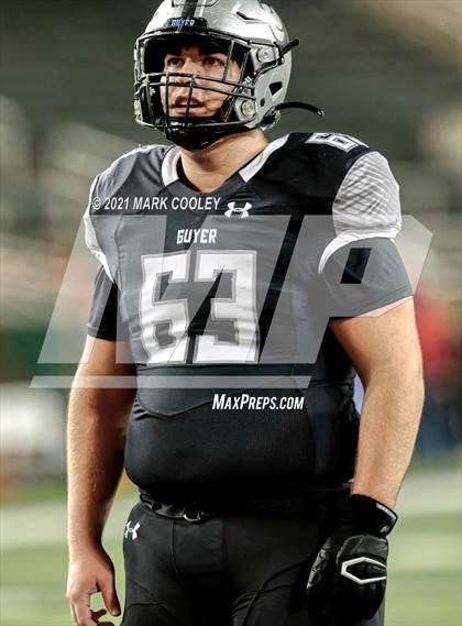 Thumbnail 1 in Guyer vs. Tomball (UIL 6A DII Semifinal) photogallery.