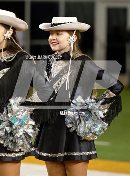 Thumbnail 3 in Guyer vs. Tomball (UIL 6A DII Semifinal) photogallery.