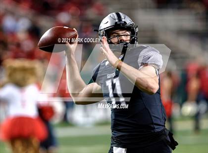 Thumbnail 1 in Guyer vs. Tomball (UIL 6A DII Semifinal) photogallery.