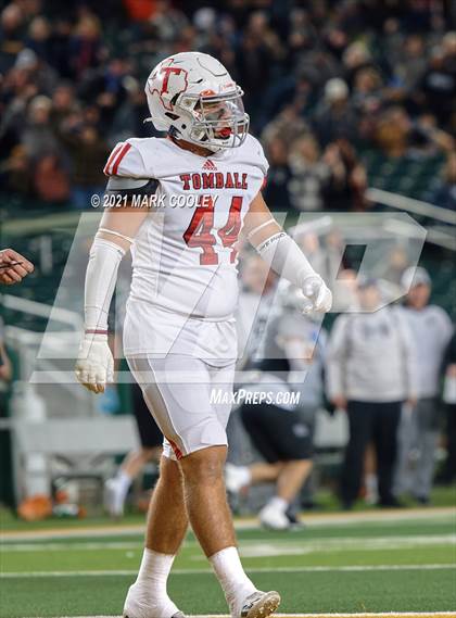 Thumbnail 2 in Guyer vs. Tomball (UIL 6A DII Semifinal) photogallery.
