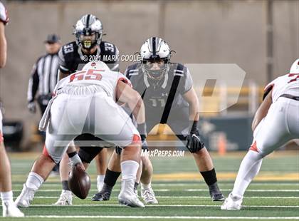 Thumbnail 1 in Guyer vs. Tomball (UIL 6A DII Semifinal) photogallery.