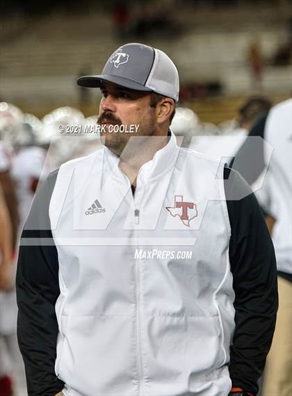 Thumbnail 1 in Guyer vs. Tomball (UIL 6A DII Semifinal) photogallery.