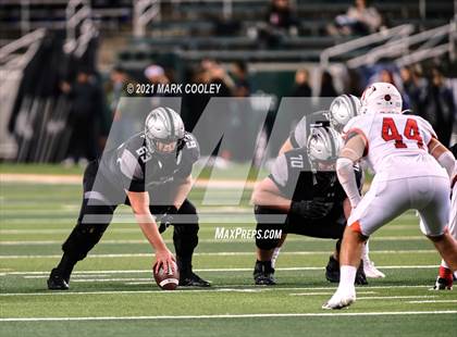 Thumbnail 2 in Guyer vs. Tomball (UIL 6A DII Semifinal) photogallery.