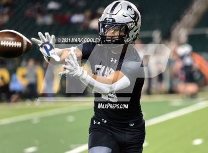 Thumbnail 3 in Guyer vs. Tomball (UIL 6A DII Semifinal) photogallery.